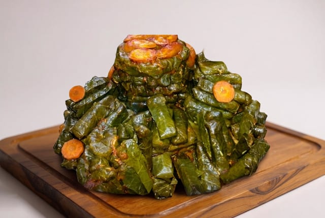 1/2 Meat Grape Leaves.